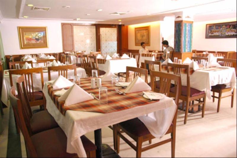Hotel Chariot Chennai Ngoại thất bức ảnh